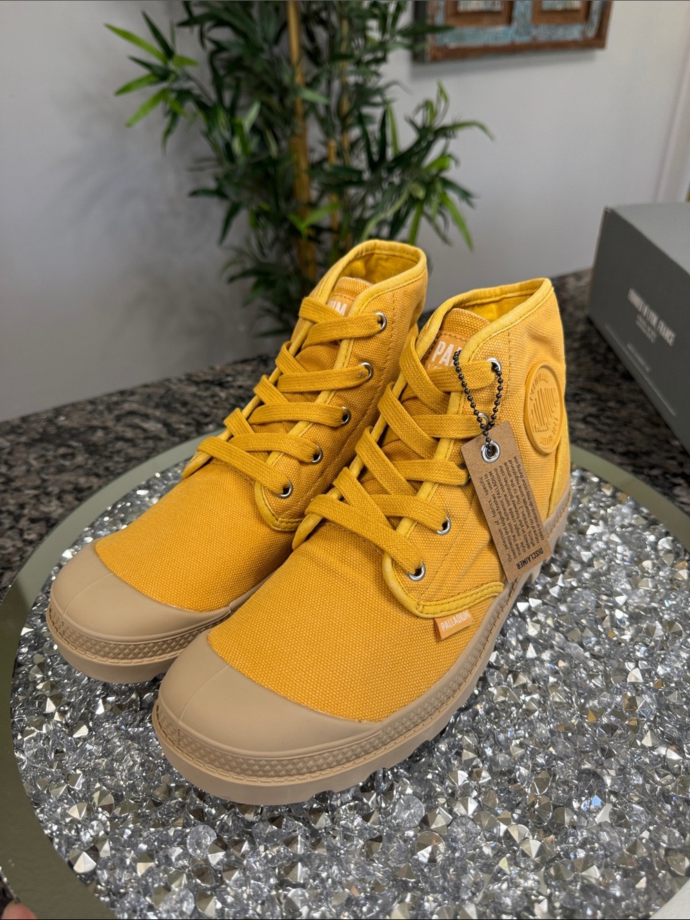 Palladium butterscoth Yellow Honey gold Canvas Lace-Up Ankle Boots lug sole NEW - Picture 12 of 12